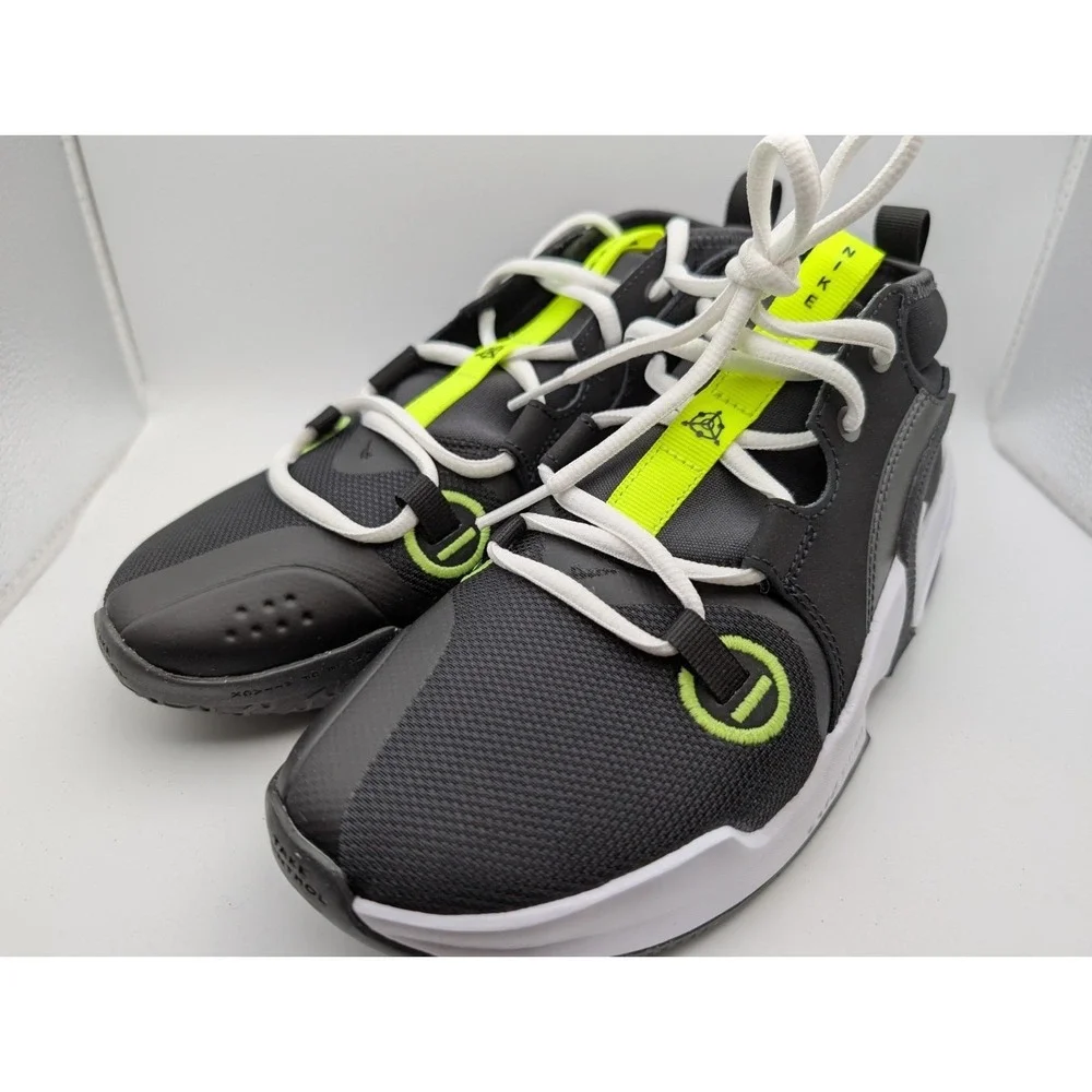 Nike Air Zoom‎ Crossover 2 Black Volt 5.5Y Kids Youth Basketball Shoe